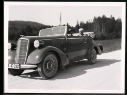 Fotografie Auto Opel Cabrio, Cabriolet Auf Einer Unbefestigten Strasse - Cars