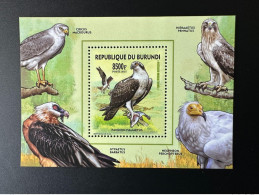 Burundi 2015 / 2016 Mi. Bl. B566 A Oiseaux Migrateurs Birds Vogel Rapaces Birds Of Prey Greifvögel - Eagles & Birds Of Prey