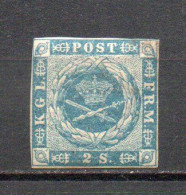- DANEMARK N° 3 Neuf * MH - 2 S. Bleu Armoiries 1854-64 (fond Pontillé) - Cote 120,00 € - - Ongebruikt