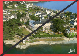CPM(29.FINISTERE)- LOCQUIREC - L'Hotel Des Bains Et L'église - Locquirec