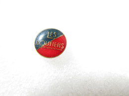 PIN'S    LES ROUTIERS  Epoxy - Transportation