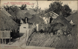 CPA Dakar Senegal, Art Der Farm Im Black Village - Senegal