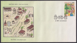 Inde India 2004 FDC Children's Day Painting Art Arts Drawing Child Students School Hospital Temple Tractor Mosque Cover - Storia Postale