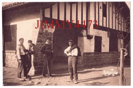 Delcampe - CPA - A Mi-chemin Du Sommet De La Rhune - Les Trois Fontaines ( Canton Anglet, Bien Animée ) N°13826 - Edit. R. Bergevin - Anglet