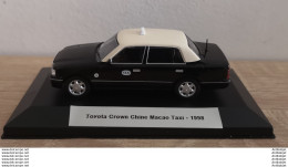 Toyota Crown Chine Macao Taxi 1998 1:43 - Norev