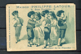 CHROMO - PHILIPPE LATOUR (MANUFACTURE DE CHAUSSURES) À LIANCOURT -  (LE BAISER DE LA PLANCHE) 7X10  CM. - Sonstige & Ohne Zuordnung