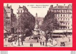 F-69-Lyon-39P6  La Place De La République, Monument Carnot, Voir Les Pubs, Animation, Cpa BE - Lyon 2