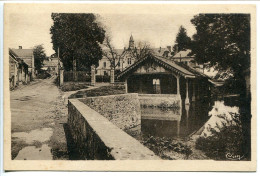 INDRE ET LOIRE * CP Non écrite * LIGUEIL Le Lavoir Public * Editeur CIM Combier - Sonstige & Ohne Zuordnung