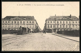 CPA Tours, Le Musée Et La Bibliotheque Municipale - Tours