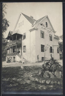 Foto-AK St. Gotthard Im Mühlkreis, Rottenegg, Gruppenbild Vor Der Villa - Autres & Non Classés