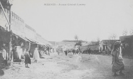 CPA. > Afrique > MAROC > MEKNES > Avenue Général-Lyautey - TBE - Meknes