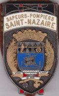 Insigne ( Pucelle ) Des Sapeurs Pompiers De Saint Nazaire - Pompiers
