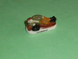 Fèves / Fève / Santons / Crèche / Nativité : Le Dormeur " Brillant , Grand Modele 34 Mm ) "  T195 - Santons