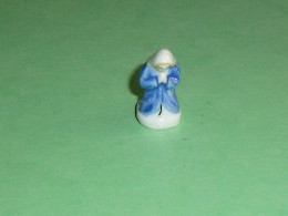 Fèves / Fève / Santons / Crèche / Nativité : Vièrge         T195 - Santons