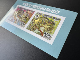 Madagascar 1993 Mi. 1534Ab 1535Ad Klb ND VARIETE DOUBLE INVERTED Gold Overprint Scouts Baden-Powell Lions International - Rotary, Lions Club