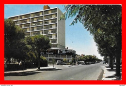 CPSM/pf TIZI-OUZOU (Algérie)  L' Hôtel " Le Djurdjura ", C15.. *3107 - Tizi Ouzou