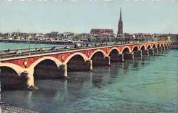 BORDEAUX Le PONT SUR LA GARONNE Eglise Et Tour Saint Michel 17(scan Recto-verso) MA687 - Bordeaux