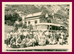 * PHOTO PRESSE PRESS AGENCE * EXCURSION DANS LES PYRÉNÉES - TÉLÉPHÉRIQUE DU PIBESTE - LOURDES 1962 AUTOBUS AUTOCAR - Automobile