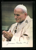 AK Papst Johannes Paul II. Bei Einem Gebet - Papas