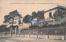 Delcampe - 18075A - 83 VAR - La Plage D'HYERES Façade Sur La Mer Institut Hélio Marin De La Côte D'Azur - 5 - Hyeres