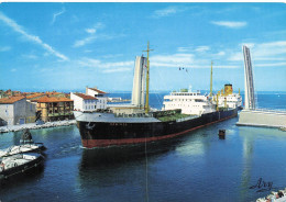 13 MARTIGUES LE NOUVEAU PONT AU PASSAGE D UN BATEAU - Martigues