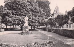 28 DREUX LE SQUARE DE LA REPUBLIQUE - Dreux