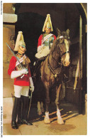 AOWP6-0397-ROYAUME-UNI - Mounted And Dismounted Sentries Of The Life Guard - WHITEHALL - LONDON - Whitehall