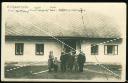 Delcampe - Orig. Foto AK Um 1937 Familie Aus Czerwona Woda Rothwasser Ostpreussen Powiat Olsztyński Vor Haus - Ostpreussen
