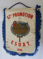 FANION 67° PROMOTION ESOAT 1989 - VICTOIRE DU QUESNOY  - Tige à Boules  - 21,5 X 14  Cm - Autres & Non Classés