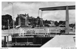 AOTP5-0331-PAYS-BAS - GRONINGEN - Sluisbruggetje Met Diakonessenhuis - Groningen