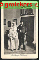 GRONINGEN Paar In Oud Groninger Kleederdracht Ca 1935 Foto: Van Agtmaal - Groningen