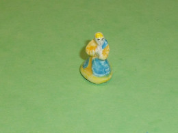 Fèves / Fève / Santons : Vierge  T195 - Santons