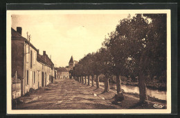 CPA Ligny-le-Chatel, Le Faubourg - Ligny Le Chatel