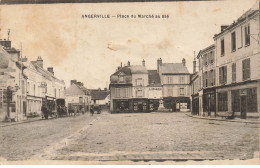 91 ANGERVILLE #26727 PLACE DU MARCHE AU BLE PHARMACIE COIFFEUR COMMERCE LINGERIE MODES ATTELAGES - Angerville