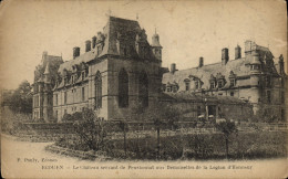 CPA Ecouen Le Chateau Servant De Pensionnat Aux Demoiselles De La Legion D'Honneur - Ecouen