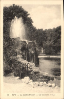 CPA Apt (Vaucluse) Le Jardin Public La Cascade - Apt