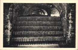 CPA Une Masse De 12000 Bouteilles Moet Et Chandon - Champagne Sur Oise