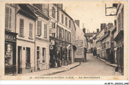 AU-BFP1-0701-77 - DONNEMARIE-EN-MONTOIS - Rue Mari-Chaubard - Commerces, Pompe à Essence - Donnemarie Dontilly