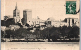 AVIGNON.  -  Vue Générale Du Palais Des Papes  -   CPA.  - - Avignon (Palais & Pont)