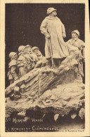 CPA St Hermine Vendee Le Monument Clemenceau Ceuvre Du Sculpteur Sicart - Sainte Hermine