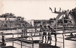 45 MONTARGIS LA PISCINE - Montargis