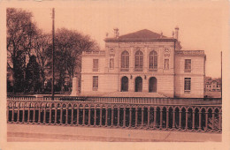 45 MONTARGIS LA SALLE DES FETES - Montargis