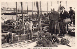 Guilvinec Le Guilvinec Animée Retour De Pêche Bateaux De Pêche Marin-Pêcheurs - Guilvinec
