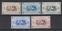 Réunion 5 Timbres Neufs Avec Charnière N° Y&T 233.234.237.239.242 - Posta Aerea