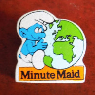 Pin's Schtroumpf Minute Maid - Pin's