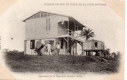 Delcampe - Cote D'Ivoire Animée Chemin De Fer Port Bâtiment De La Direction - Elfenbeinküste