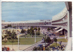 (17). Royan. 2 Cp. 56 écrite 1966 & 35 Front De Mer.1964 Piscine - Royan