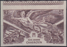 CAMEROUN Poste Aérienne ** - 31a, Non Delntelé - Cote : 50 € - Airmail
