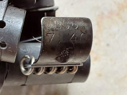 Bande De Mitrailleuse Allemande Ww2 Datée Et Marquée 936 7.40 - Decorative Weapons