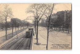 PARIS - Métropolitain Pénétrant Sois La Place D'Italie - Boulevard Auguste Blanqui - JH - Très Bon état - Stations, Underground